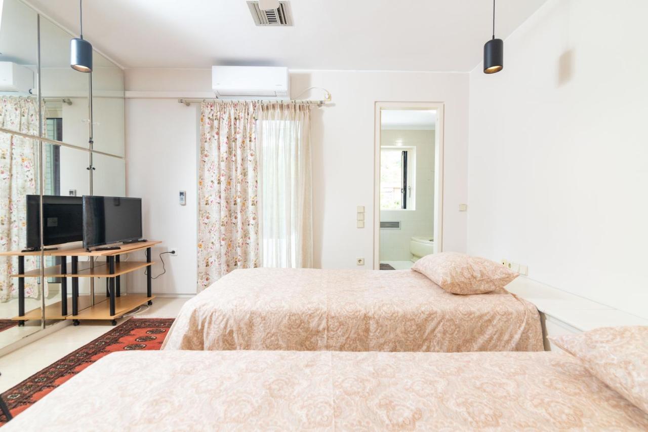 Sunlight House - Palatial Fully Equipped Apartment Near The Sea Афины Экстерьер фото